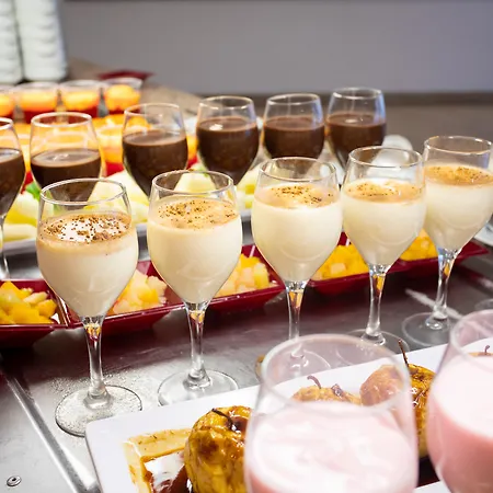 Globales Costa Tropical Hotel 3*